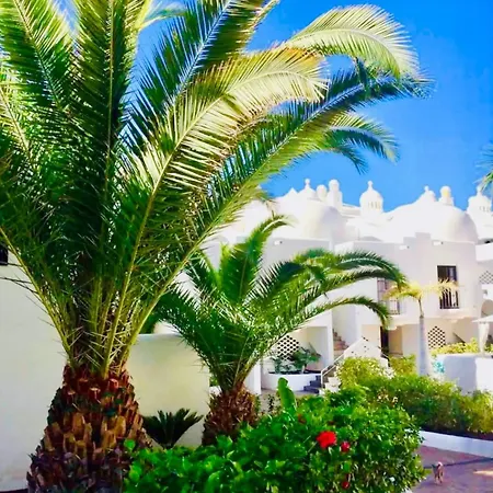 アパート Deluxe - Oceanfront, Heated Pool *