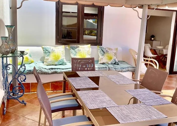 Deluxe - Oceanfront, Heated Pool *