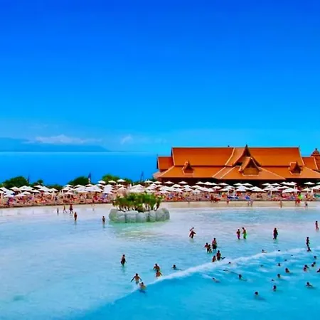 Deluxe - Oceanfront, Heated Pool * Адехе
