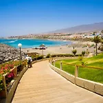 Deluxe - Oceanfront, Heated Pool Appartement