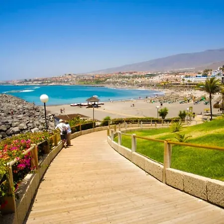 Deluxe - Oceanfront, Heated Pool Apartament