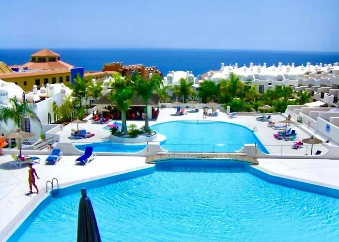 Deluxe - Oceanfront, Heated Pool Apartment Costa Adeje (Tenerife)