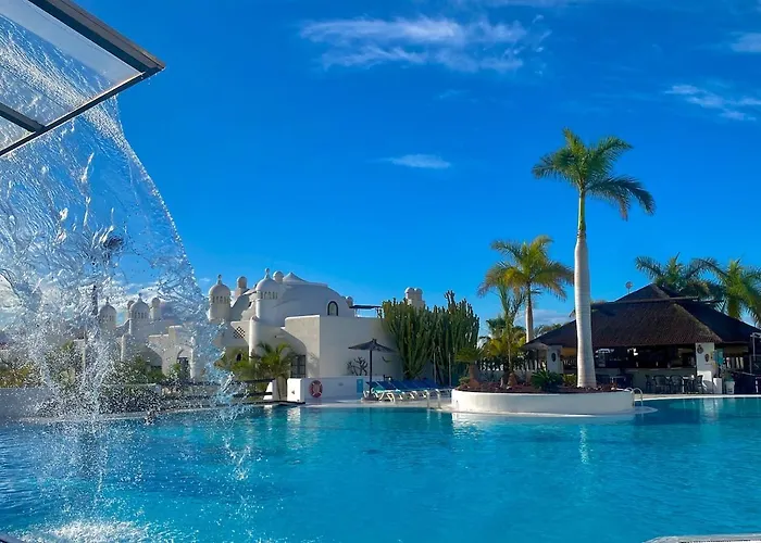 Appartement Deluxe - Oceanfront, Heated Pool