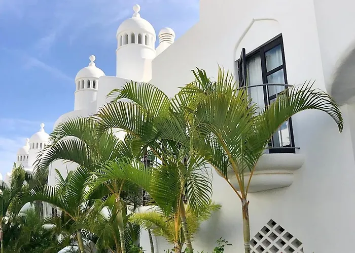 Appartement Deluxe - Oceanfront, Heated Pool *